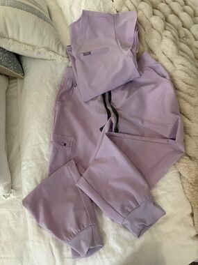 Figs Lavender Track Joggers and Flutter V Neck Top Medium